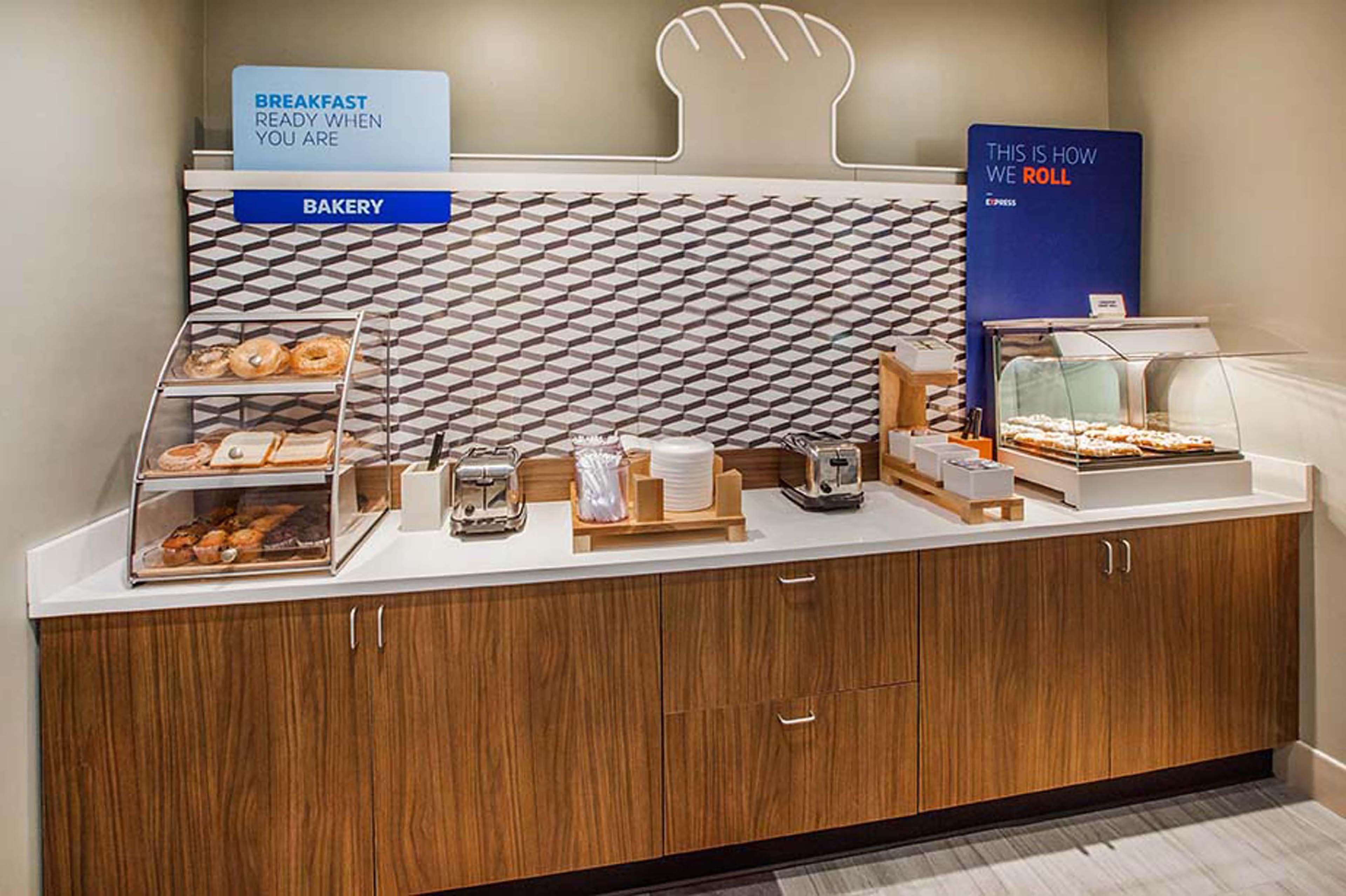 Holiday Inn Express Fairfax-Arlington Boulevard By Ihg Exteriér fotografie