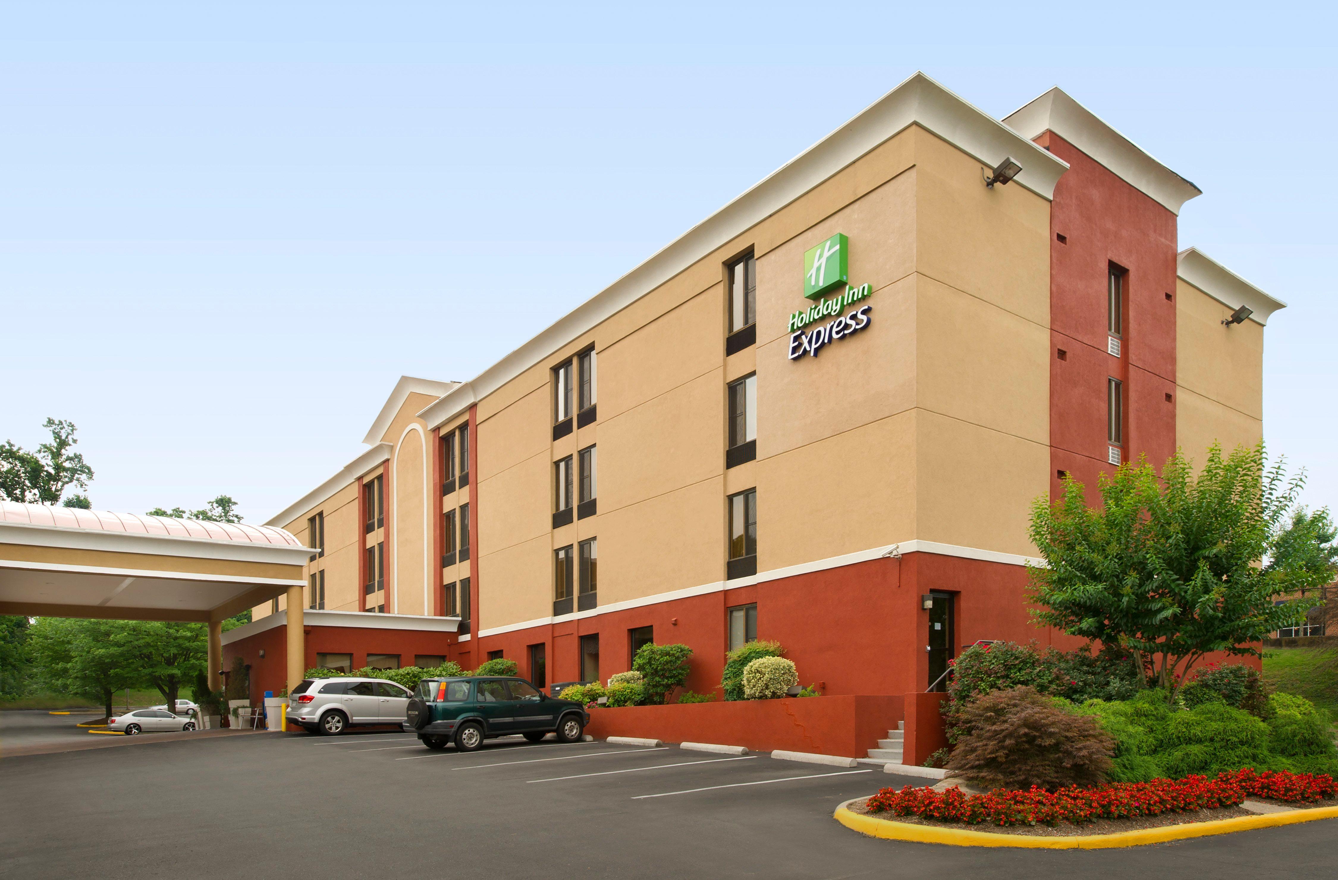 Holiday Inn Express Fairfax-Arlington Boulevard By Ihg Exteriér fotografie