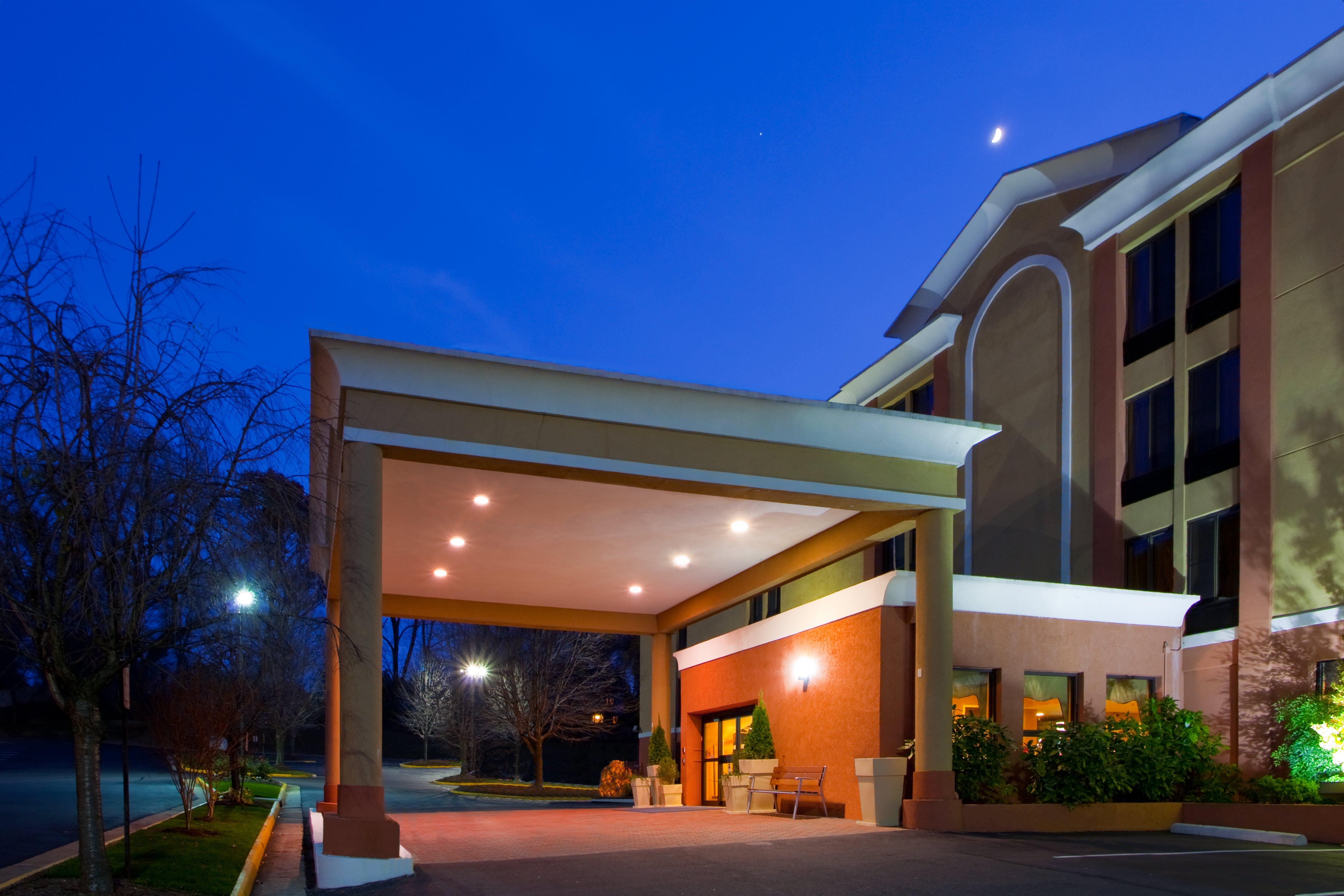 Holiday Inn Express Fairfax-Arlington Boulevard By Ihg Exteriér fotografie